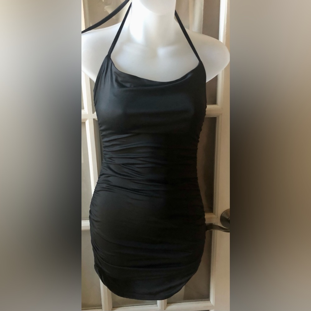 Women’s black halter tie back side ruched bodycon mini dress in size XS